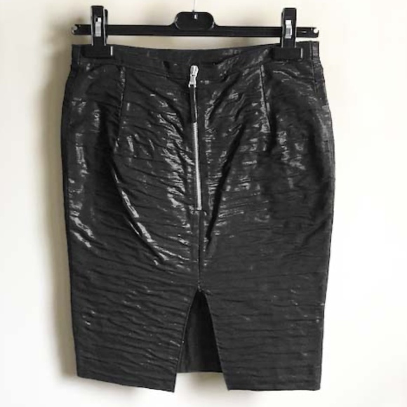 D&G Ripple Design Pencil Skirt - Picture 6 of 10